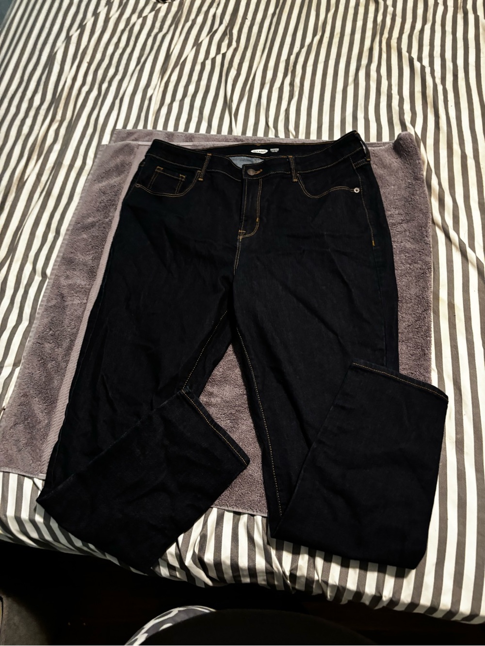 Womens Size 16 Old Navy Rlckar High Rise Classic Dark Wash  Jeans
